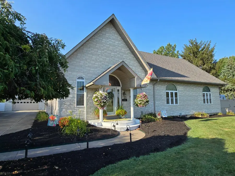 611 E Bogart Road, Sandusky, OH 44870 - Image #2