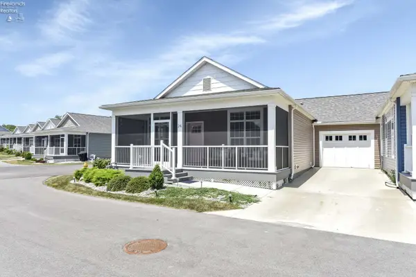 10850 E Bayshore Road E Canal Boulevard #24, Marblehead, OH 43440