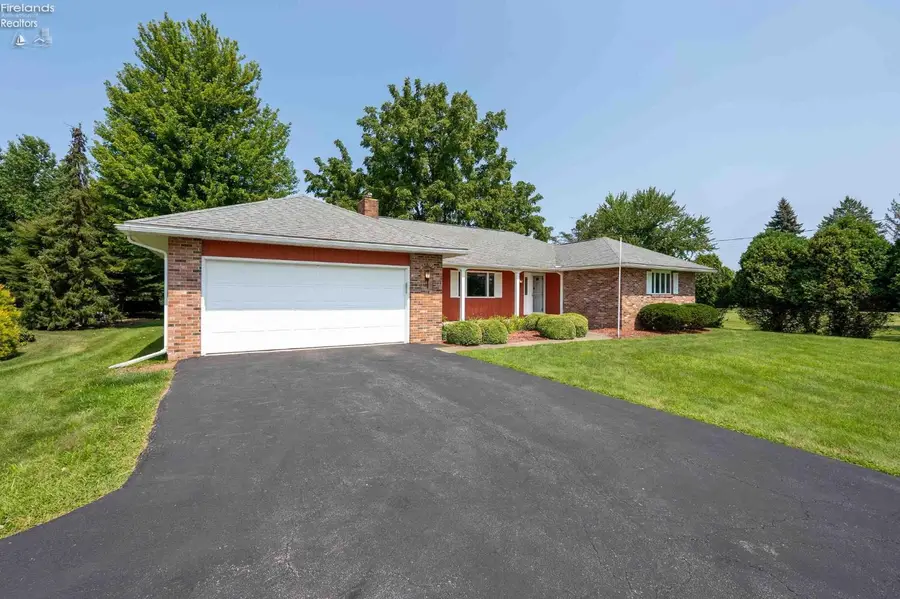 1417 E Strub Road, Sandusky, OH 44870 - Image #2