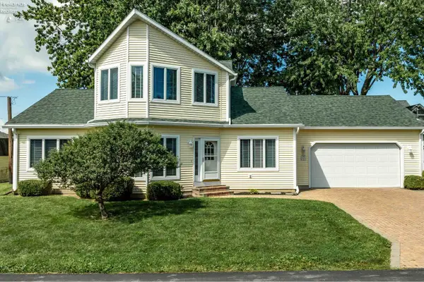 2970 N Swift Drive, Port Clinton, OH 43452