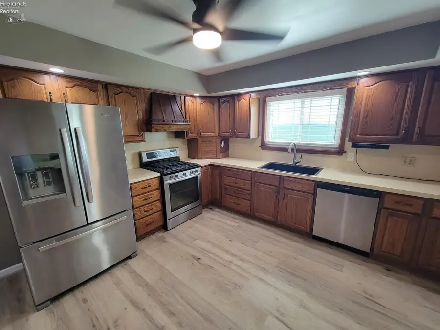 4470 W State Street, Lindsey, OH 43442 - #2