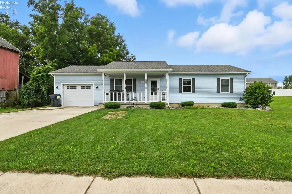 881 Flat Rock Road, Bellevue, OH 44811 - Image #1