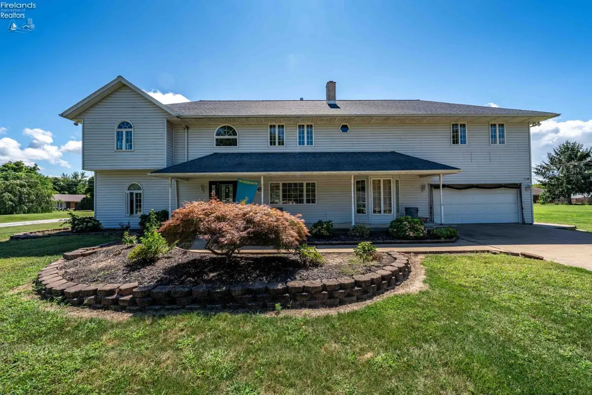 5076 E Meadow Lane, Port Clinton, OH 43452 - Image #1