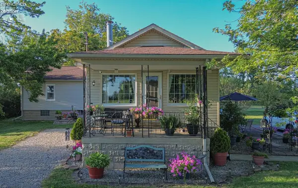 7723 West Little Portage East Road, Oak Harbor, OH 43449