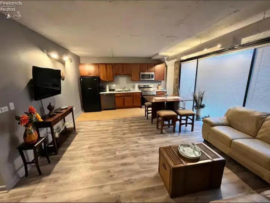 401 W Shoreline Drive #98, Sandusky, OH 44870 - Image #2