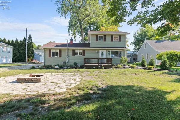 2130 E Sand Road, Port Clinton, OH 43452