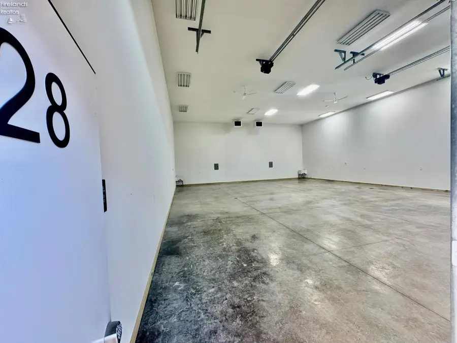 3720 E Clean St #28,29, Port Clinton, OH 43452 - Image #3