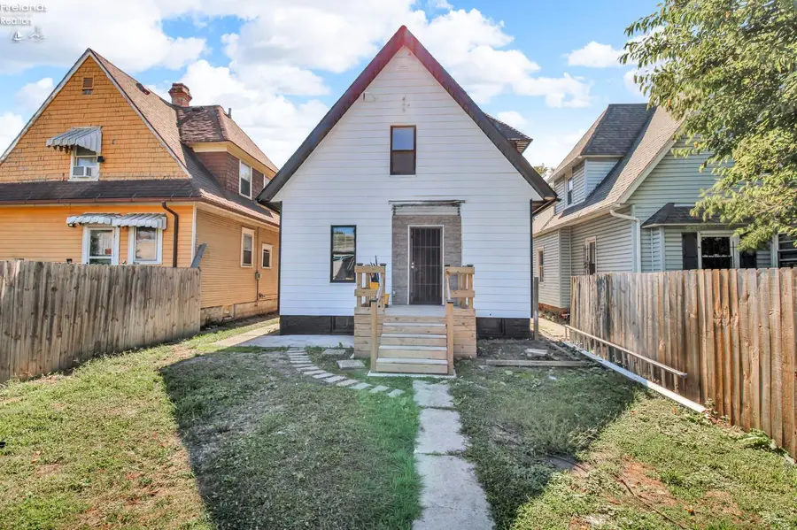 49 Nevada, Toledo, OH 43605 - Image #2