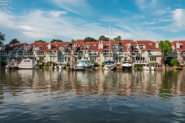 623 Main Street, Vermilion, OH 44089