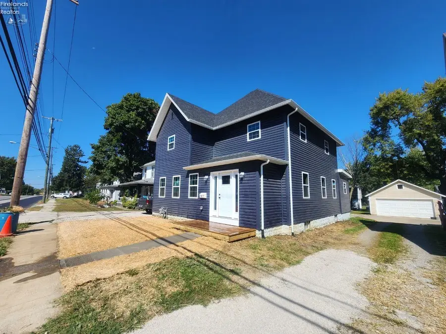 817 E Main, Bellevue, OH 44811 - Image #2