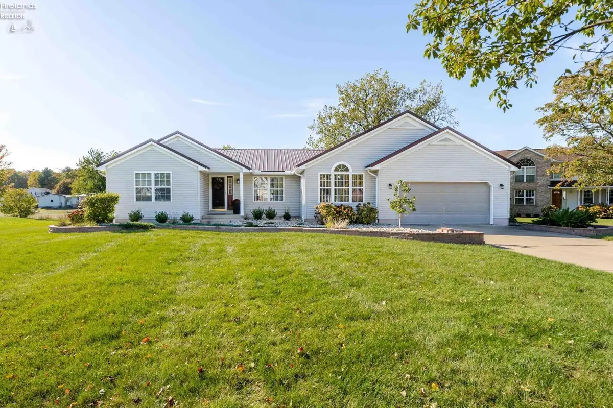 809 Kennedy Drive, Willard, OH 44890 - #1