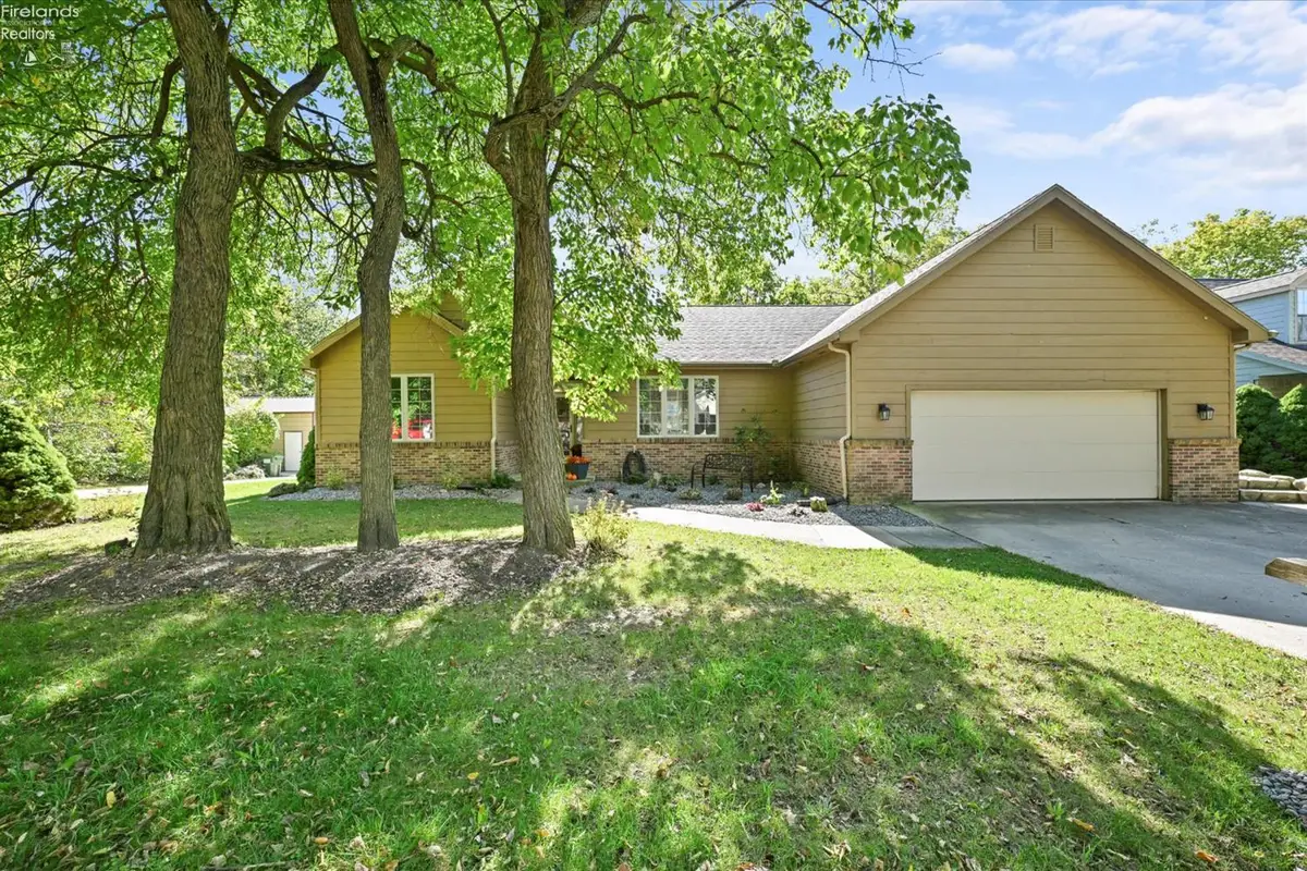 3500 Woodhill Drive, Port Clinton, OH 43452 - Image #1