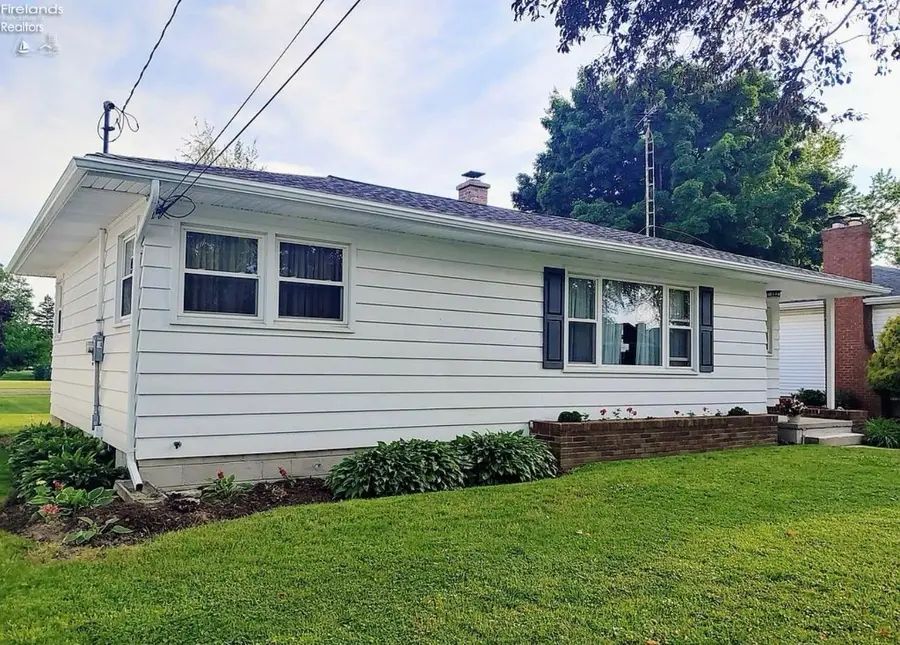 124 Sunset Drive, Bellevue, OH 44811 - Image #3