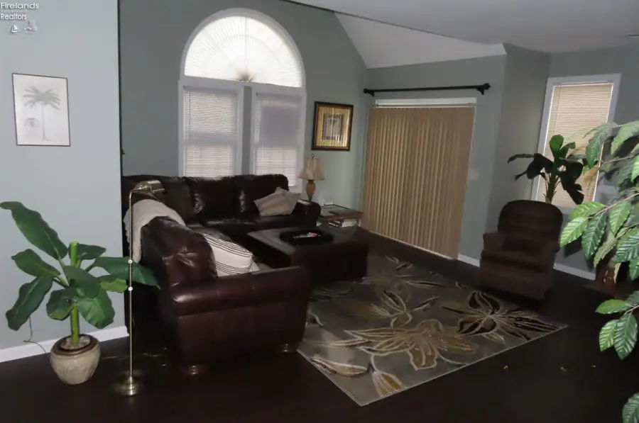 1606 Timber Lake Lane, Sandusky, OH 44870 - Image #2