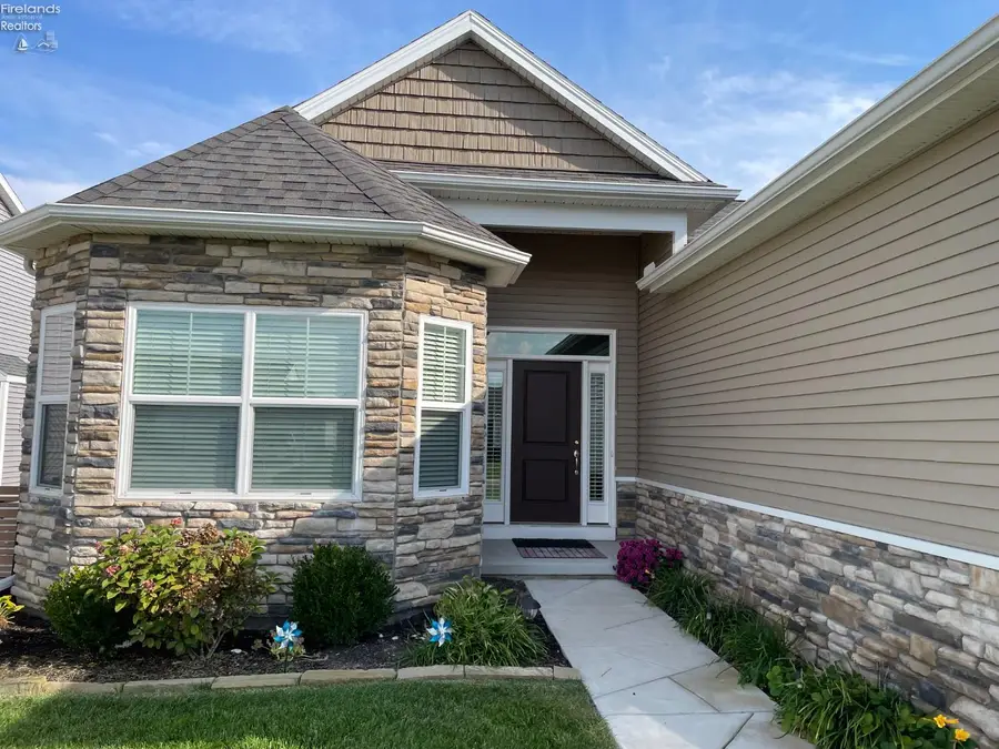 7882 Honey Crisp Ct, Springfield, OH 43528 - Image #3