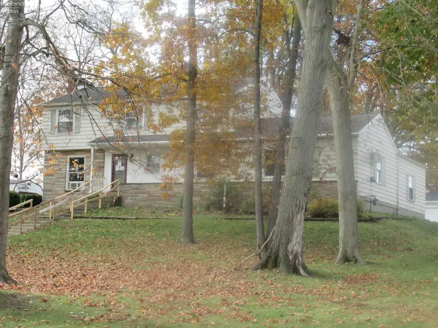 710 Ash Street, Willard, OH 44890 - Image #2