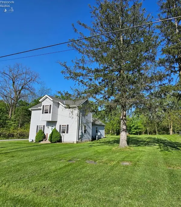 1910 Wenz Road, Wakeman, OH 44889