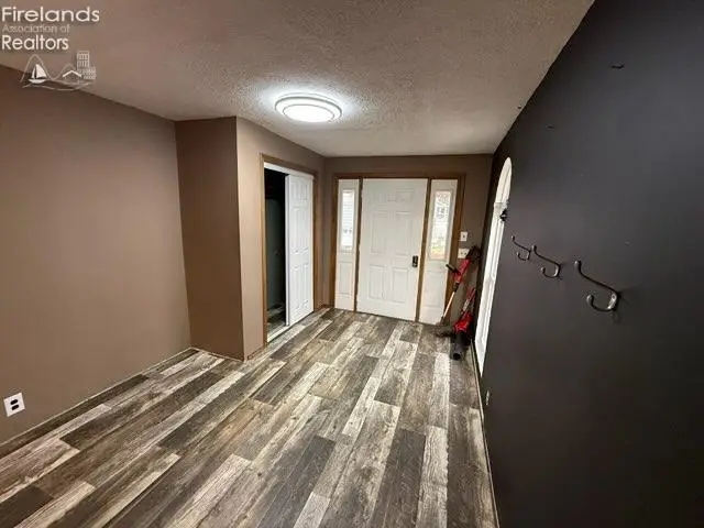 204 E 7th Street, Sycamore, OH 44882 - Image #3