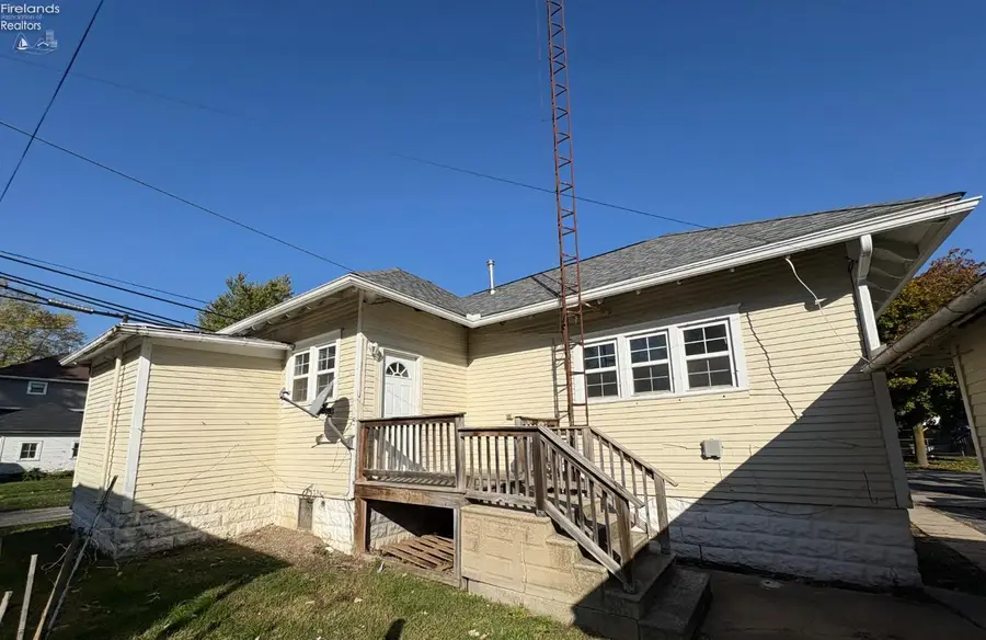 11 W Tiffin Street, Willard, OH 44890 - Image #2