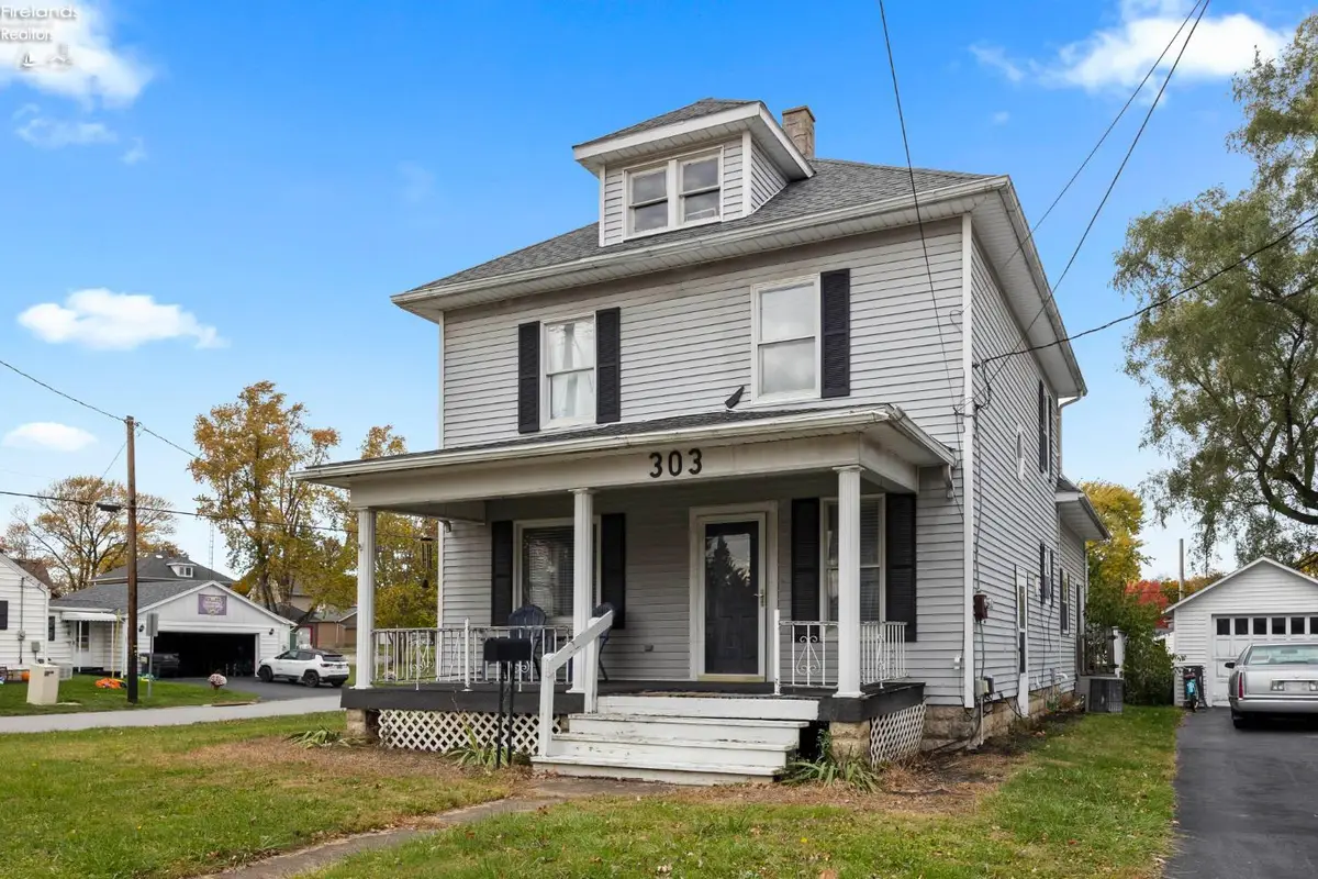 303 Moore Avenue, Bellevue, OH 44811 - Image #1