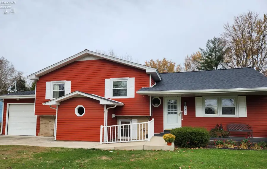 542 Berlin Road, Huron, OH 44839 - Image #3