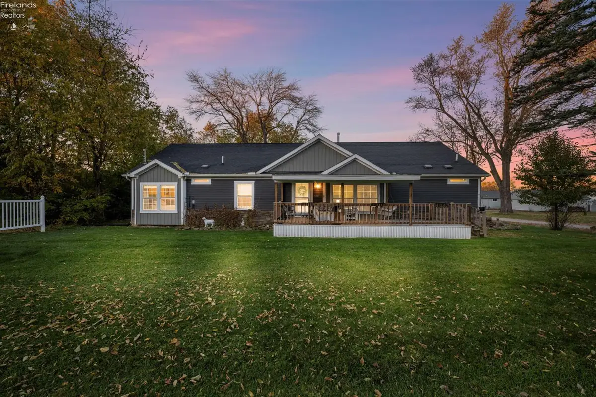 9213 Northshore Boulevard, Marblehead, OH 43440 - Image #1