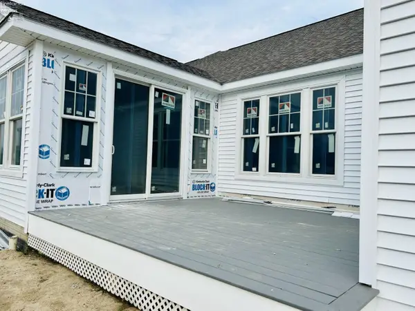 5409 N Pin Tail Drive, Port Clinton, OH 43452