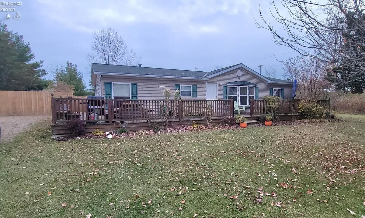 224 Melody Lane, Kelleys Island, OH 43438 - Image #1