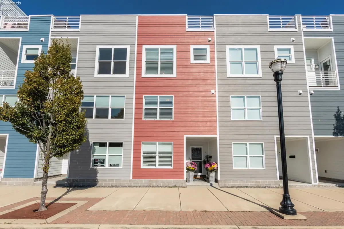 415 W Water Street, Sandusky, OH 44870 - Image #1