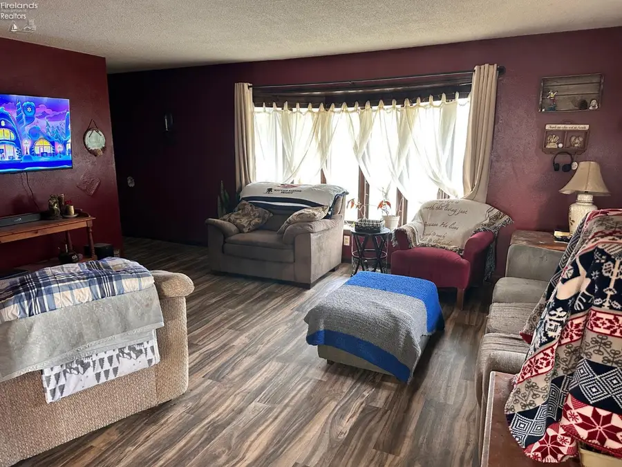 7563 County Road 21, Risingsun, OH 43457 - #3