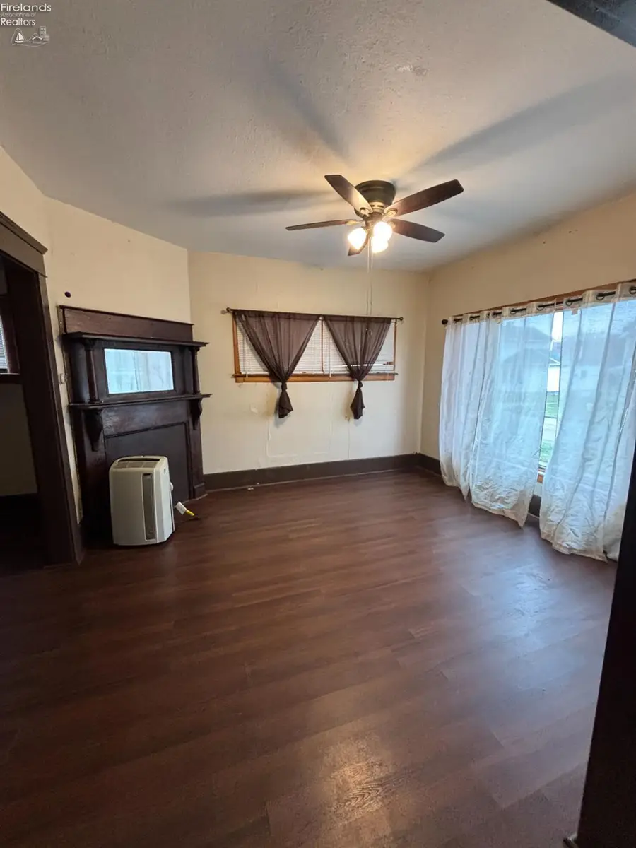 107 Woodbine, Willard, OH 44890 - Image #2