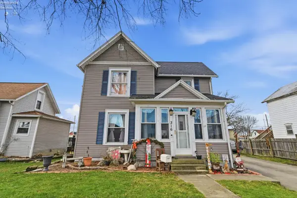 316 Maplewood Street, Willard, OH 44890