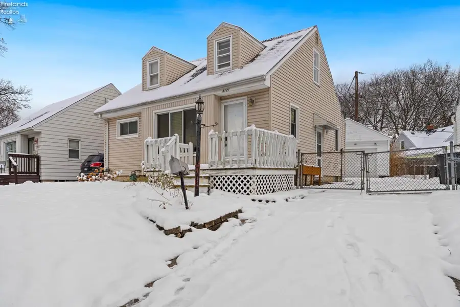 3121 Daleford Drive, Toledo, OH 43614 - Image #2