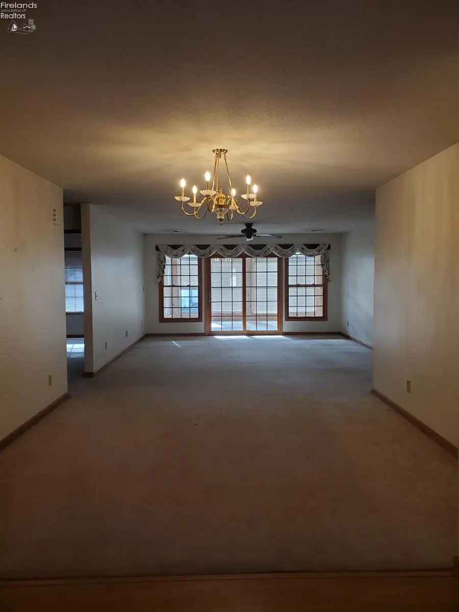 16 St Francis Avenue, Tiffin, OH 44883 - Image #3