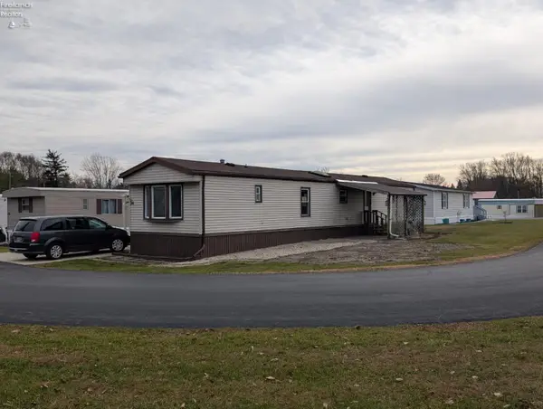 111 Flat Rock Road #34, Bellevue, OH 44811