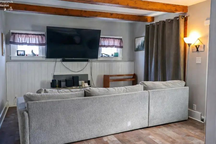 508 Short Elm Street, Fostoria, OH 44830 - Image #2