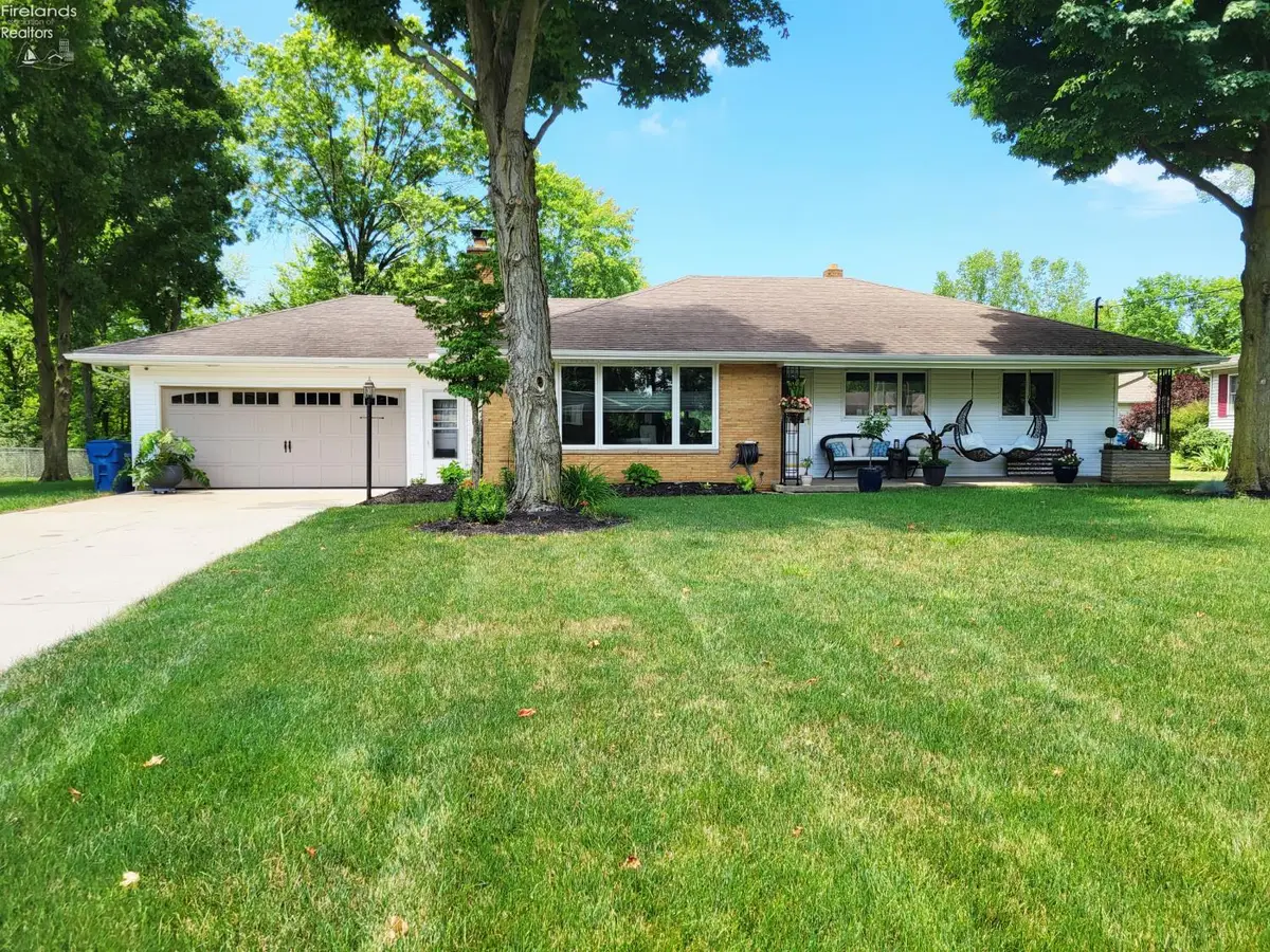 251 Habant Drive, Amherst, OH 44001 - Image #1