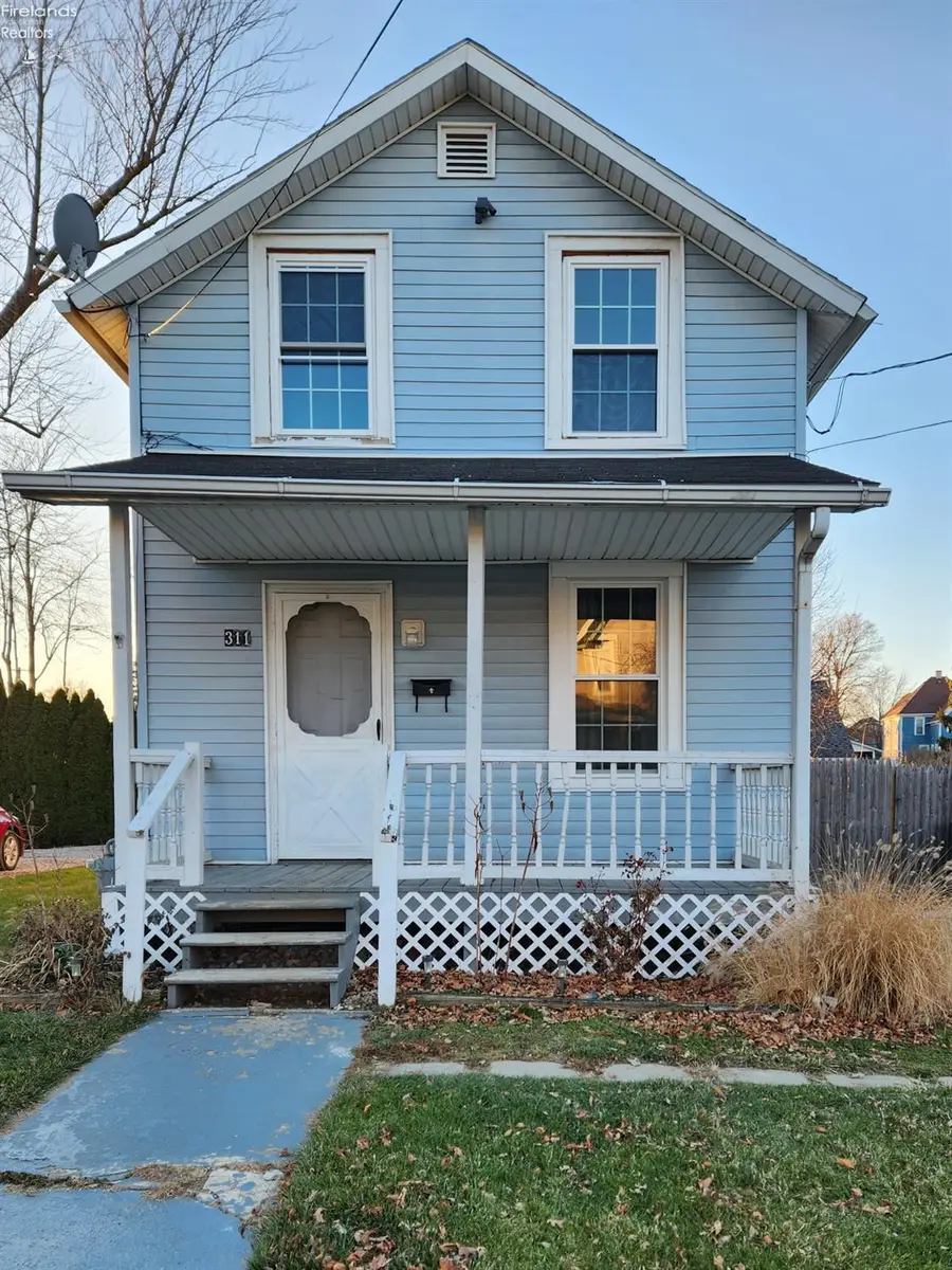 311 N Sandusky Street, Bellevue, OH 44811 - Image #2