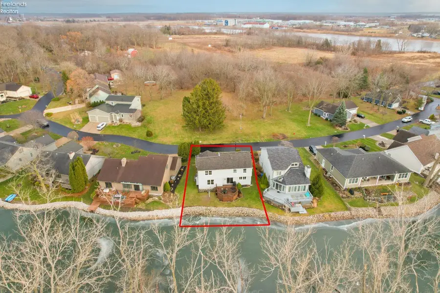 230 N Crest Drive, Port Clinton, OH 43452 - Image #3