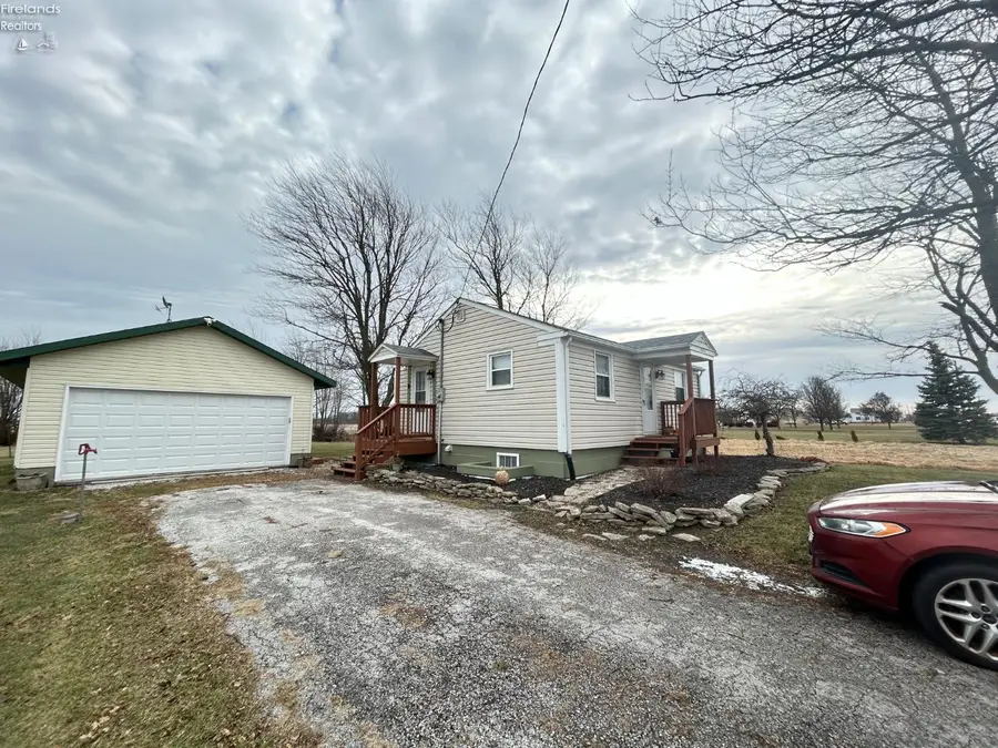 3131 S State Route 19, Oak Harbor, OH 43449 - #3