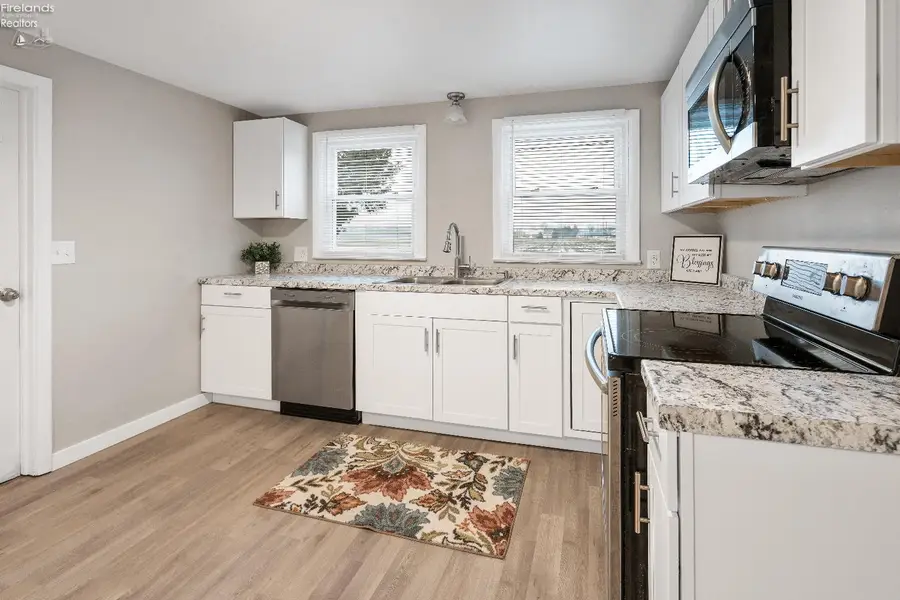 1315 S State Route 19, Oak Harbor, OH 43449 - Image #3