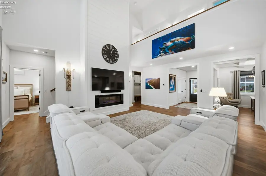 5049 E Blue Teal Drive, Port Clinton, OH 43452 - #2