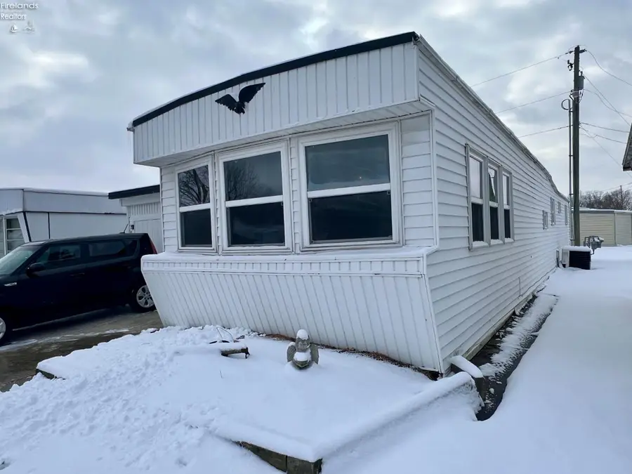 60 N State Route 101 #14, Tiffin, OH 44883 - Image #2