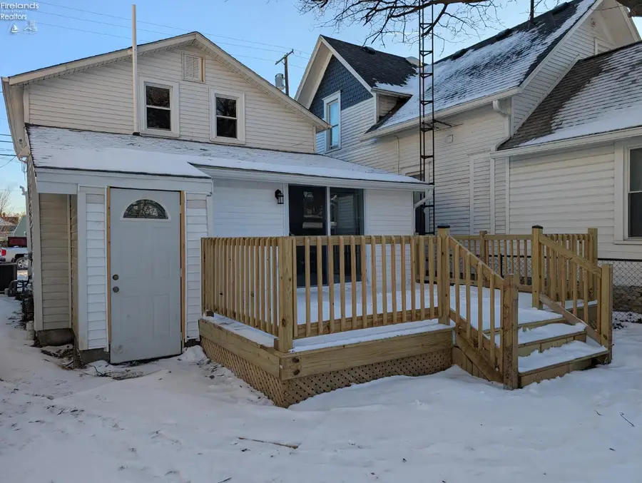 1105 W Adams Street, Sandusky, OH 44870 - Image #2