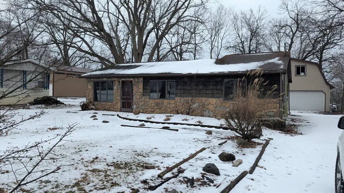 106 N Hidden Beach Road, Marblehead, OH 43440 - Image #1