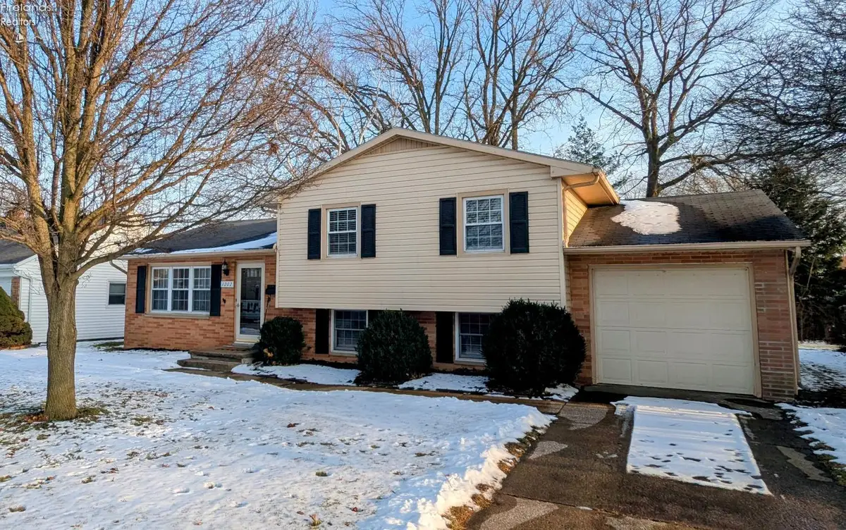 1202 Chalet Drive, Sandusky, OH 44870 - Image #1