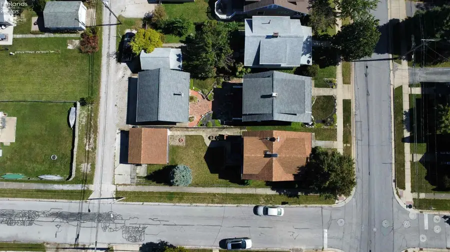 1003 5th Street, Sandusky, OH 44870 - #3