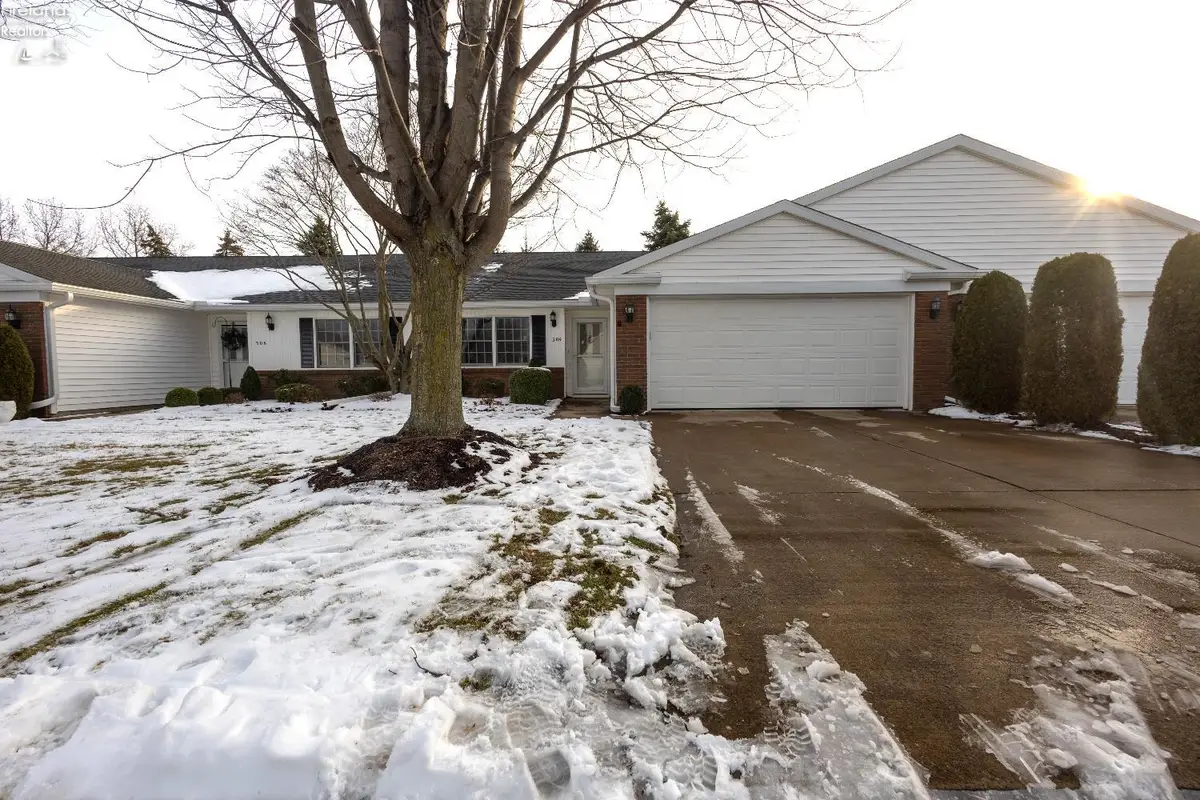 304 Lisa Ann Drive, Huron, OH 44839 - Image #1