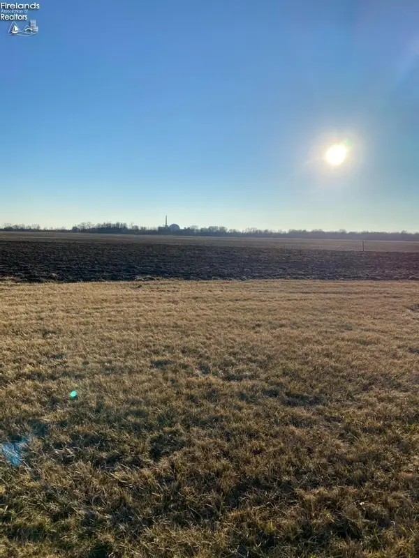 9039 Milan Road, Milan, OH 44846