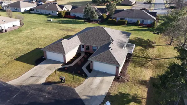 29 Wedgewood Drive, Willard, OH 44890